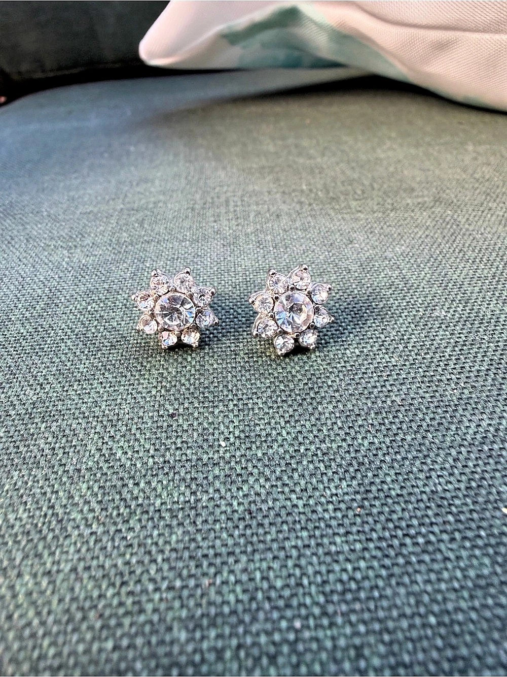 Crystal Flower Stud Earrings Costume Jewelry